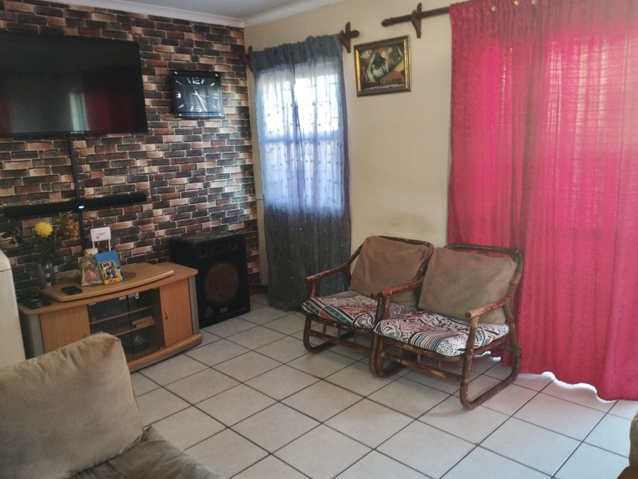 2 Bedroom Property for Sale in Camelot Western Cape